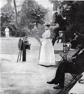 Tennis woman 1900